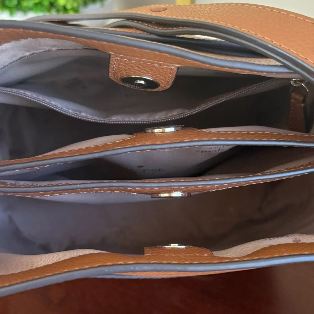 KATE SPADE ♠️ New York 🤎Leila🤎LEATHER CONVERTIBLE SMALL BUCKET BAG 🌟EUC🌟 - Picture 14 of 17